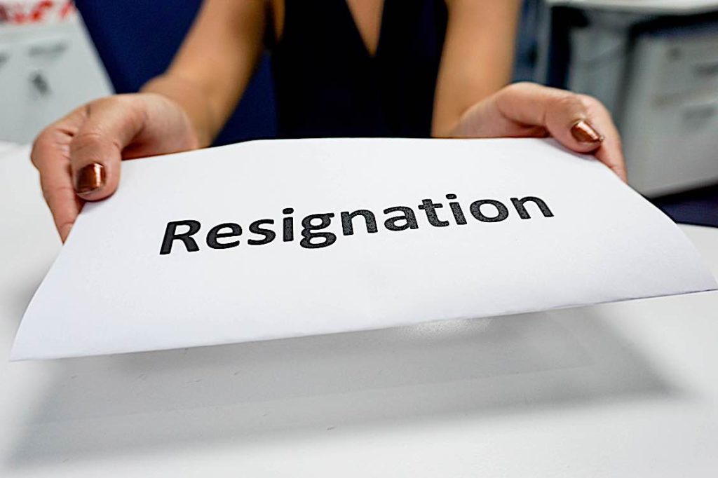 How Much Resignation Notice is Enough? 2 Resignation Pivotal HR Solutions Canada