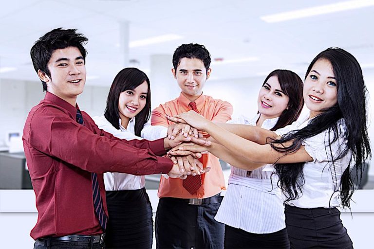 HR Management: Pros and Cons of Keeping Some of Your Workforce Remote 5 Corporate culture one of the reasons people move to other jobs Pivotal HR Solutions Blog
