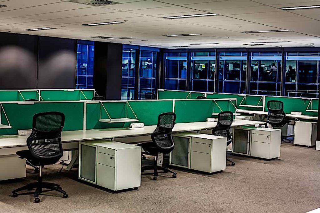 Covid-19 workplace best practices — expert and government guidelines, including tips for “Social Distancing” and managing remote work. 11 Empty Office 2 Pivotal HR Solutions Blog