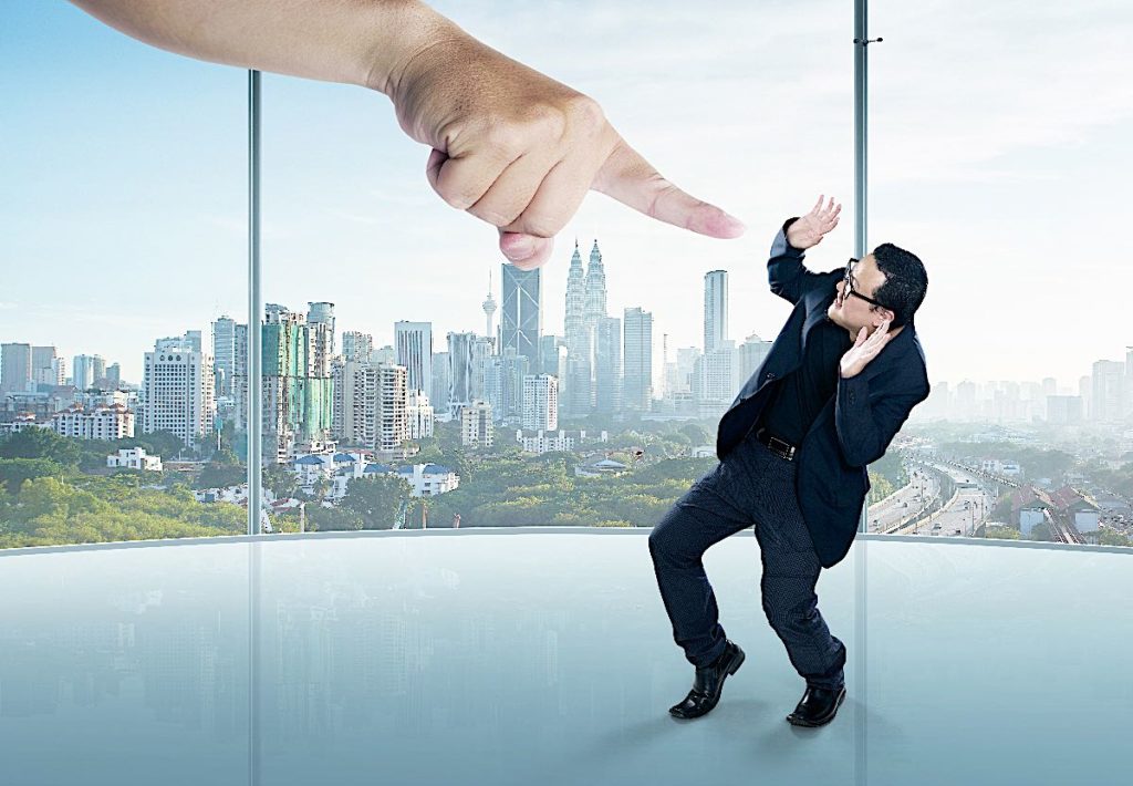 Employers: Sticks and Stones May Break Bones, but (Allowing) Name Calling Can Get You Sued 2 Pivotal ING 57651 02771 1200