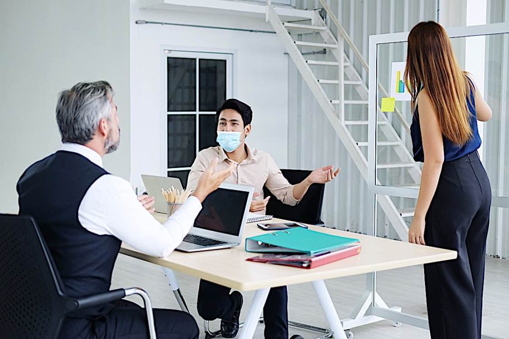 HR Management — Inevitable Conflicts Over Masks in the Workplace: What To Do 3 Dispute workplace mix of masks HR Managementt Pivotal HR Solutions Blog